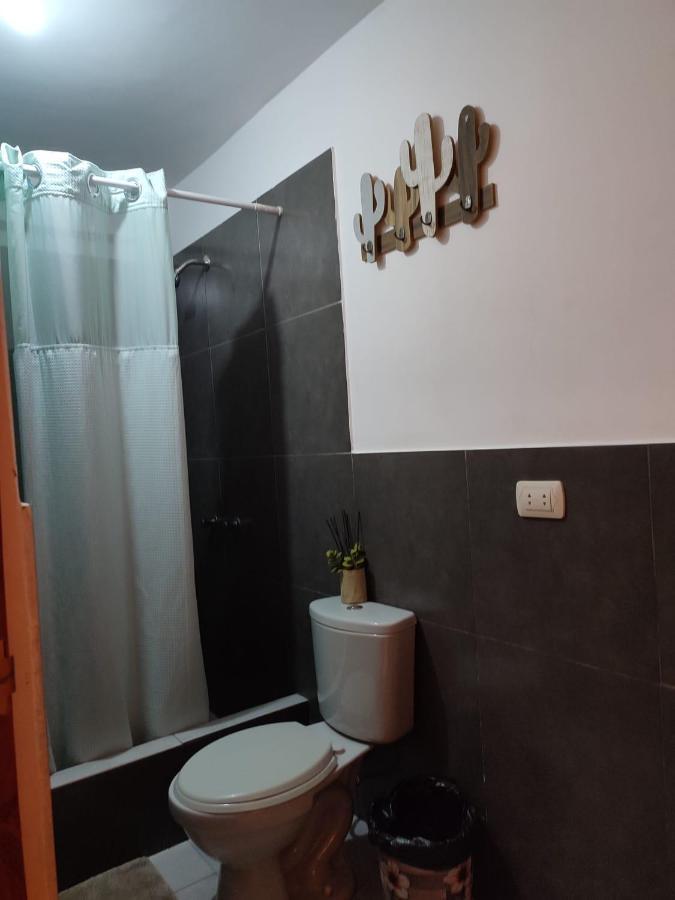 Гостевой дом Suzet House Оксапампа Экстерьер фото